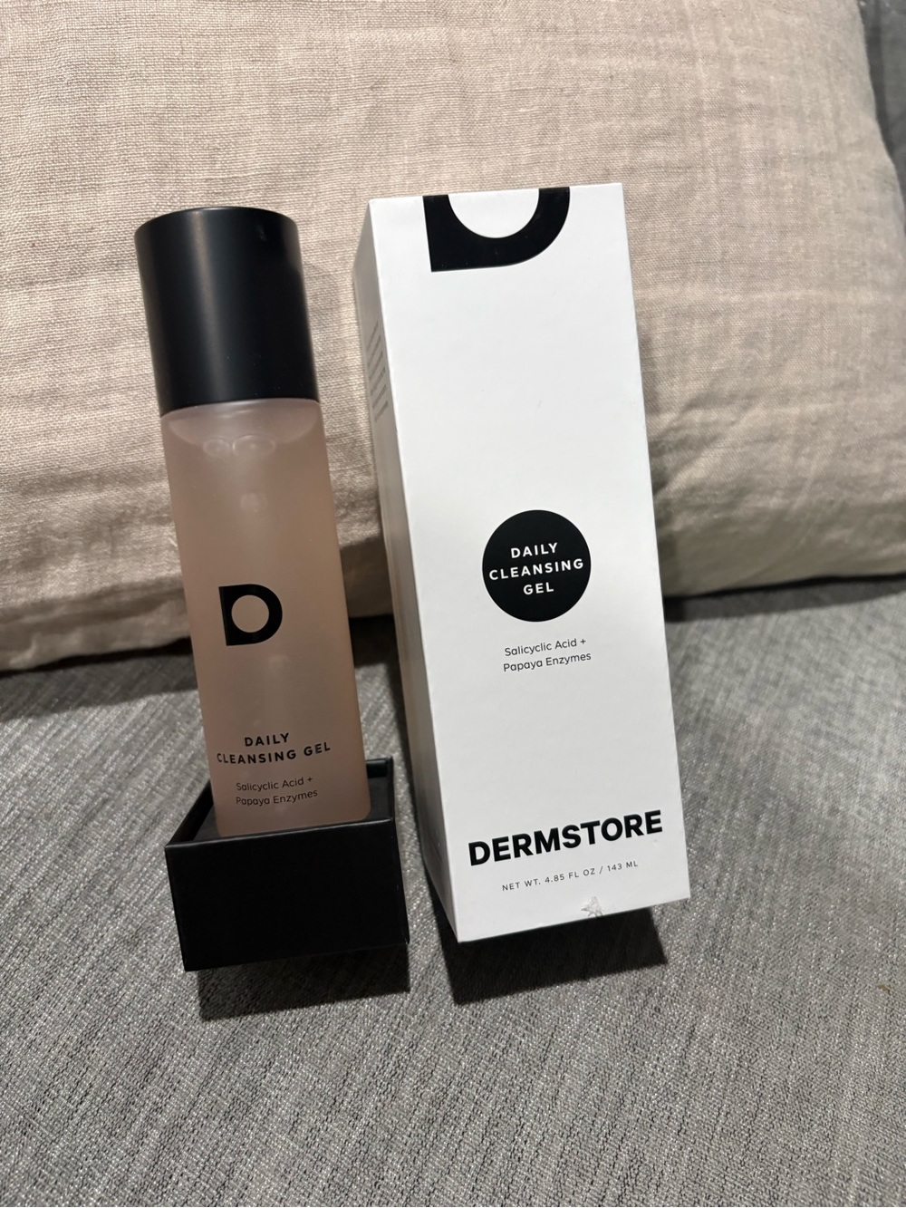 Dermstore Daily Cleansing Gel - Black & Clear